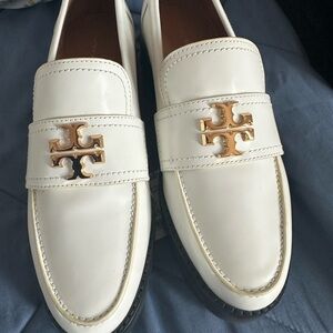 Tory Burch White Leather Loafers with Gold Logo